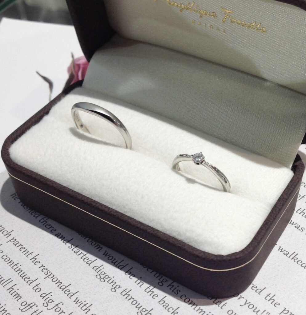 完成した結婚指輪『シュマン』と『カナール』