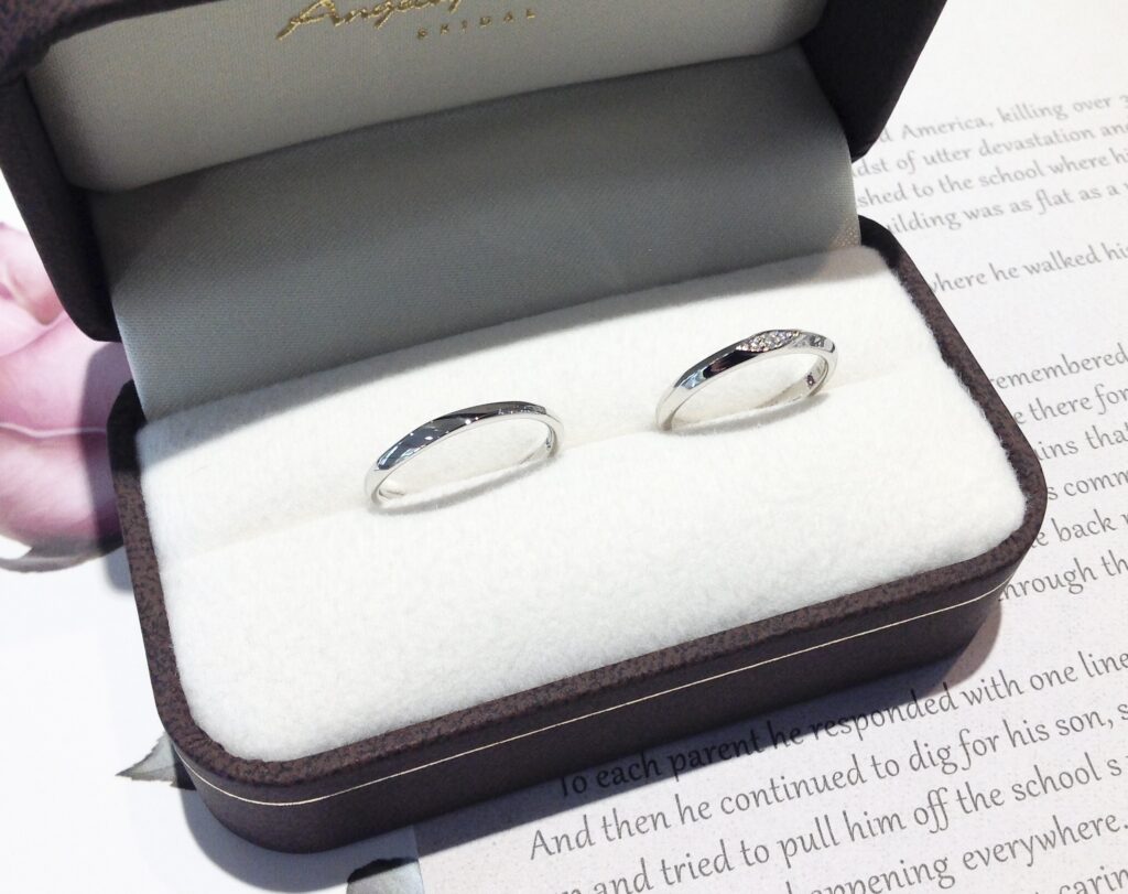 ケースに入った結婚指輪