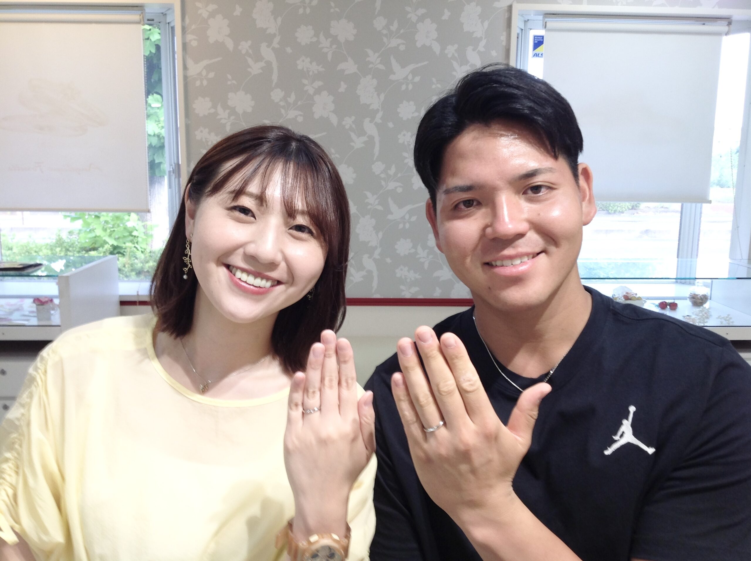高崎店で結婚指輪を購入いただいたカップル様
