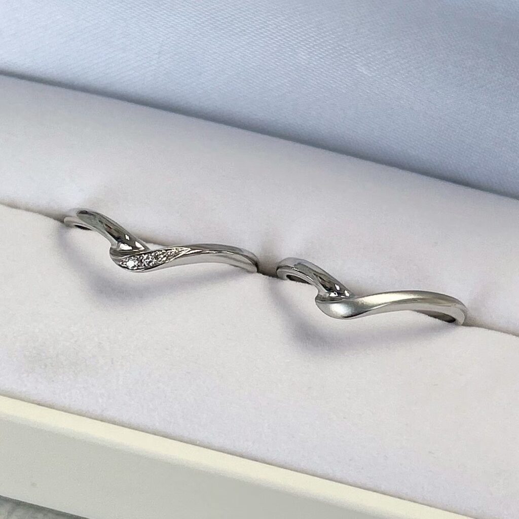 ホーニング加工の結婚指輪