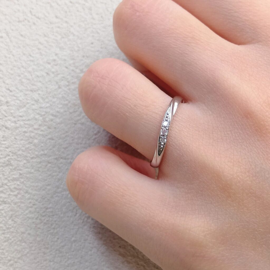 ひっかかりにくい結婚指輪試着