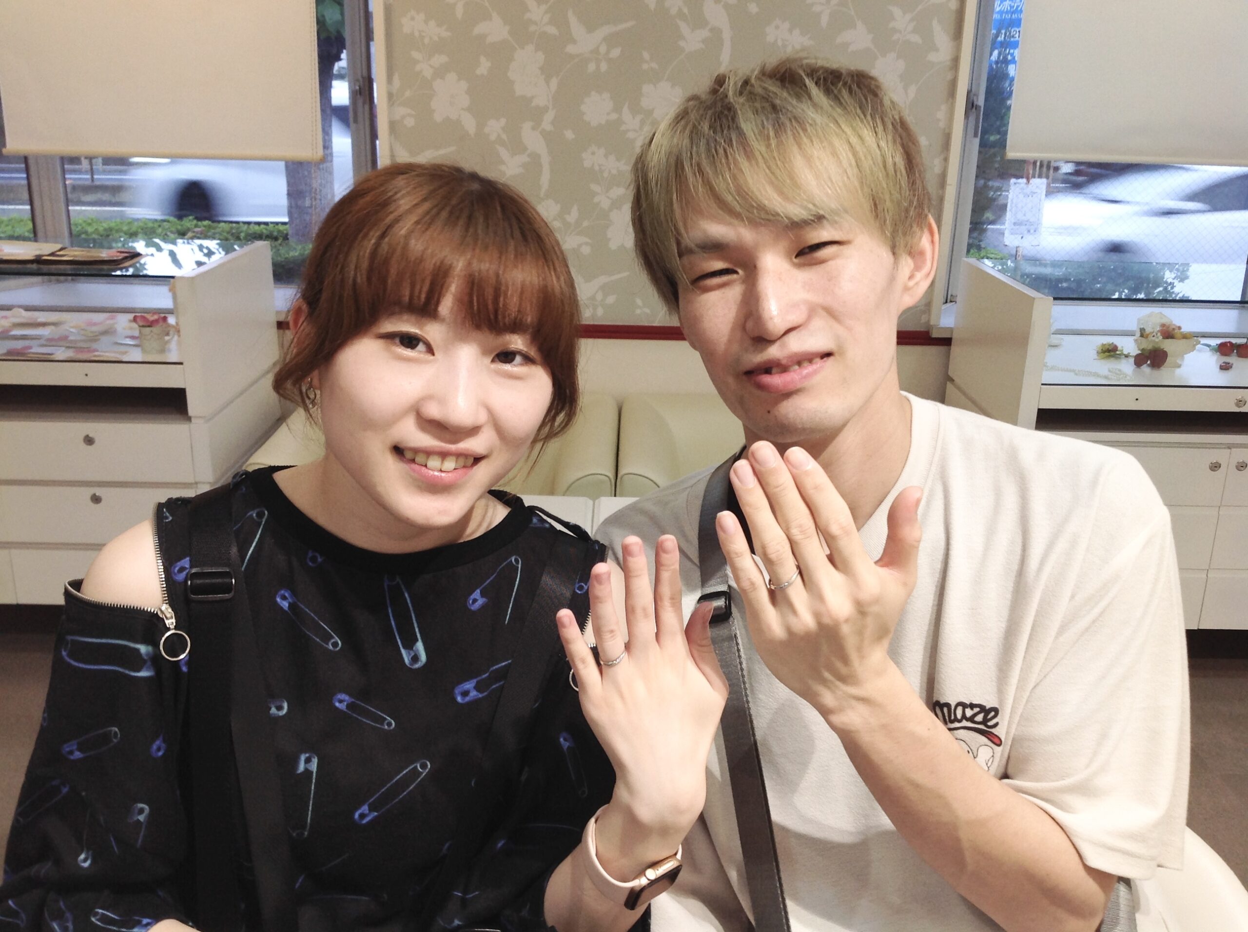 高崎店で結婚指輪を購入いただいたカップル様