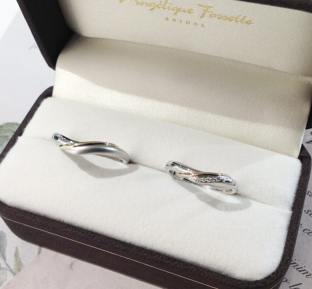 ケースに入った結婚指輪