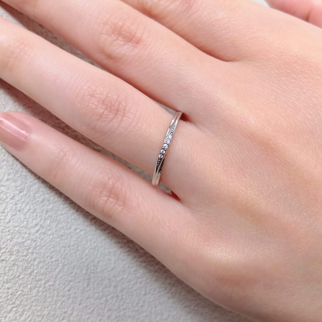 人気結婚指輪試着