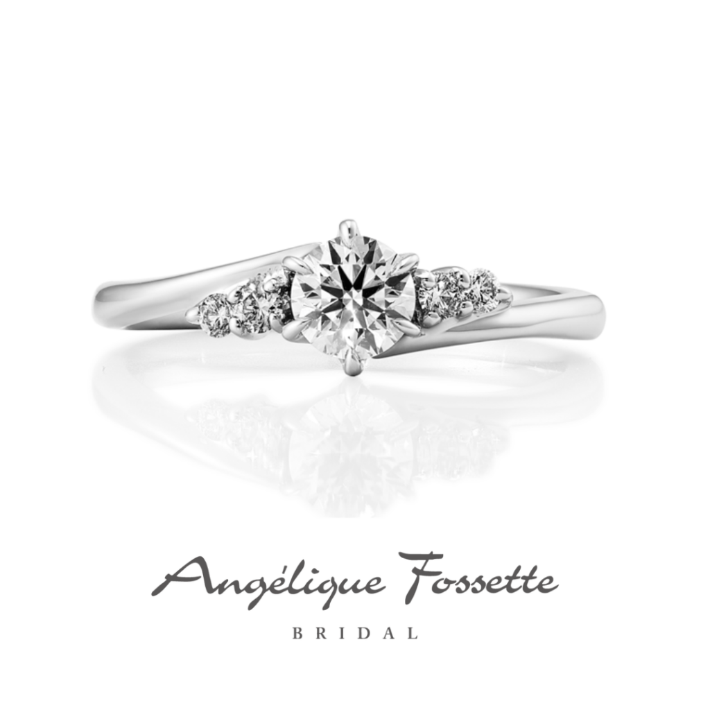 婚約指輪『コルヌイエ』