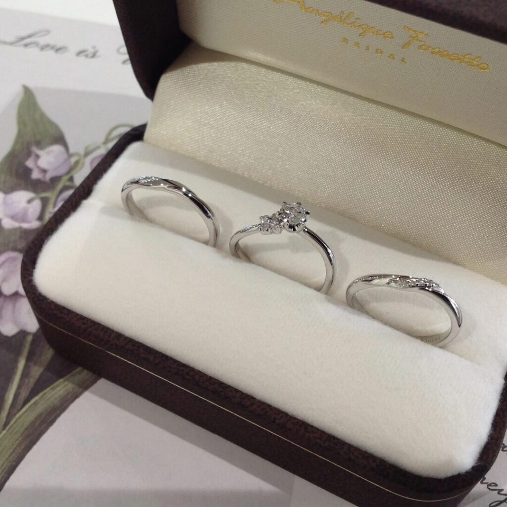 ケースに入った結婚指輪