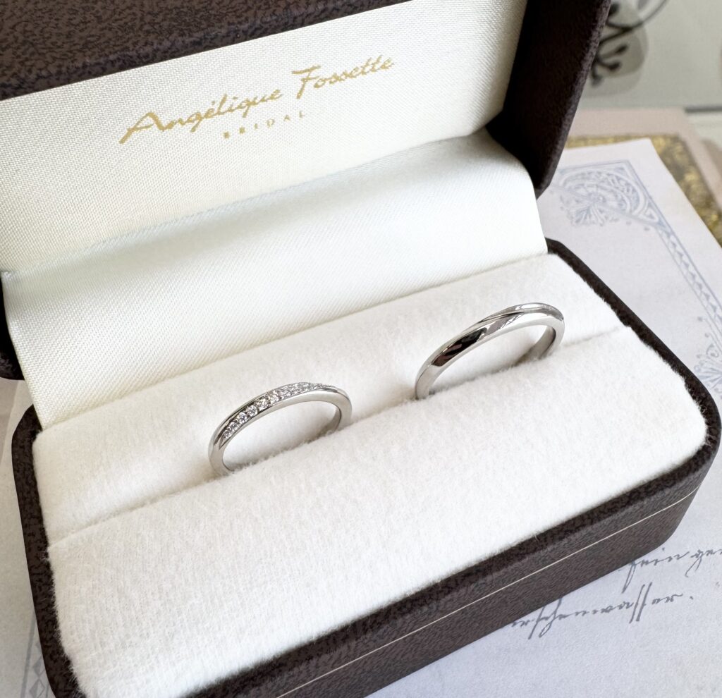 ケースに入った結婚指輪