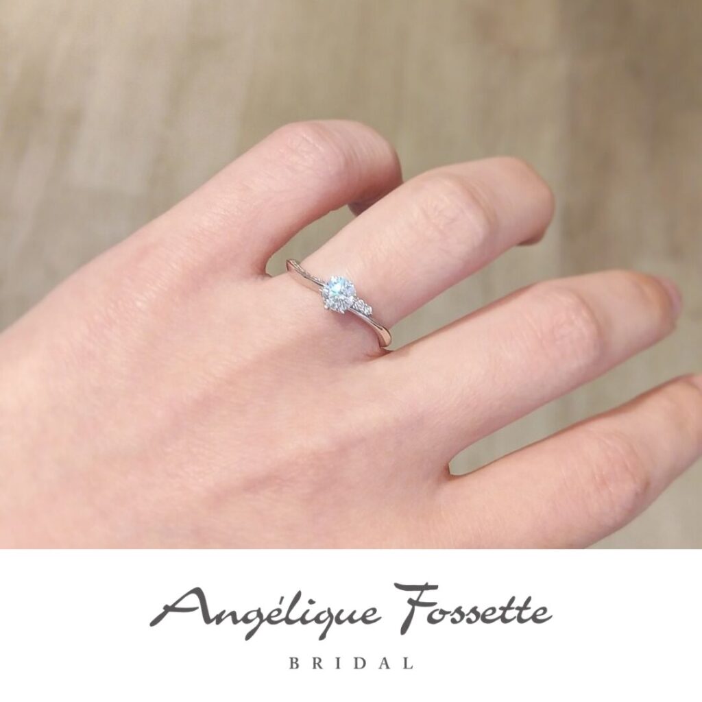 婚約指輪『グレナディエ』試着