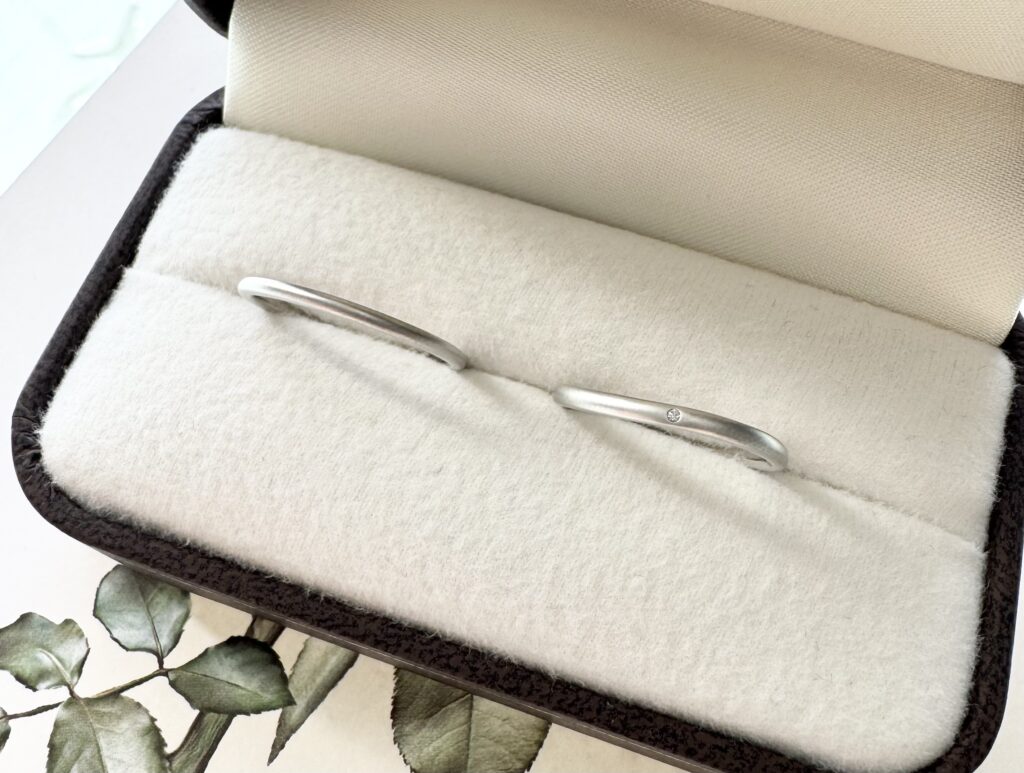 ケースに入った結婚指輪