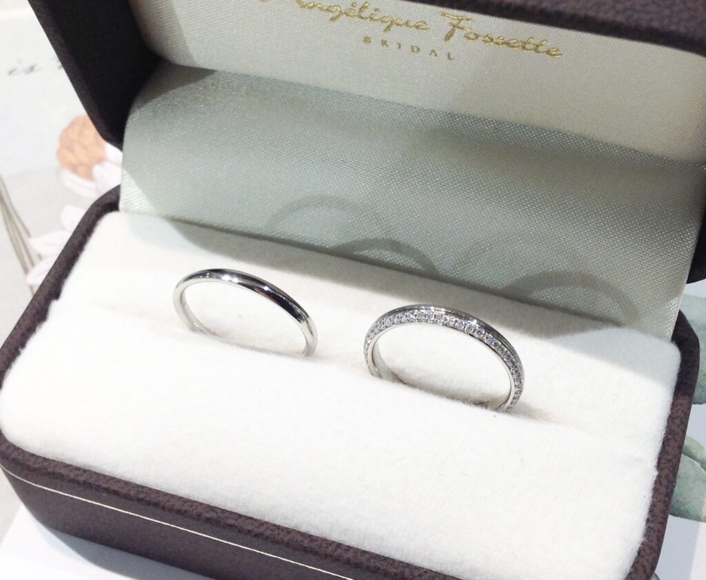 ケースに入った結婚指輪