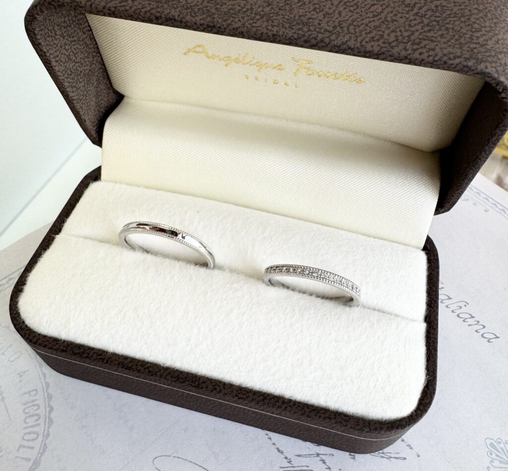 ケースに入った結婚指輪
