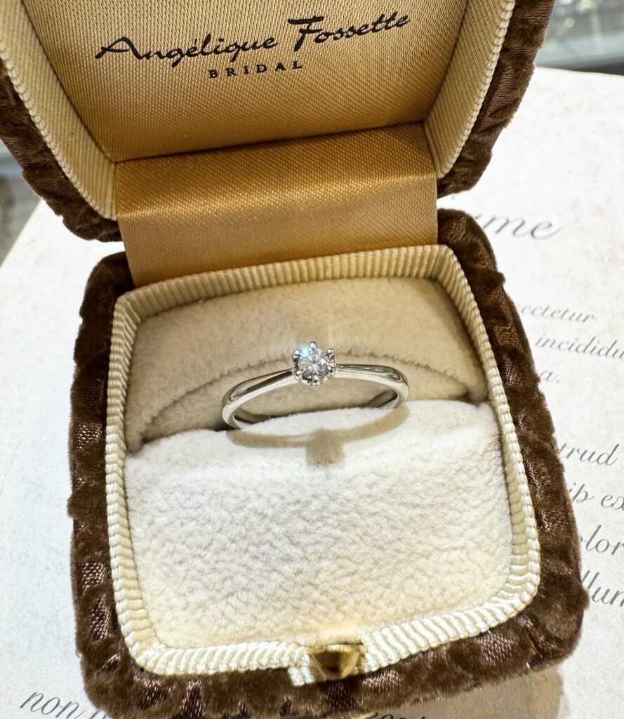 即納可能な婚約指輪